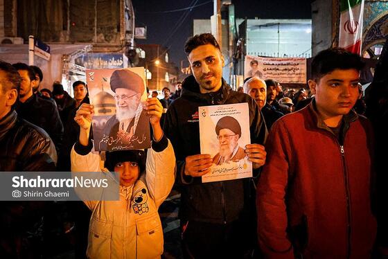 گزارش تصویری | حضور پرشور مردم مشهد در اجتماع خودجوش خونخواهی امام شهید امت ۲