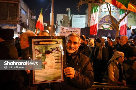 گزارش تصویری | حضور پرشور مردم مشهد در اجتماع خودجوش خونخواهی امام شهید امت ۲