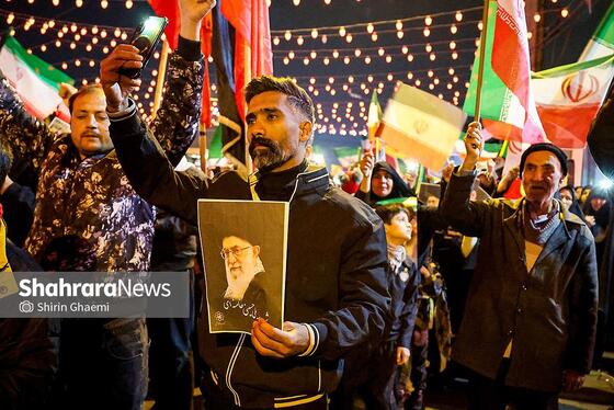 گزارش تصویری | حضور پرشور مردم مشهد در اجتماع خودجوش خونخواهی امام شهید امت ۲