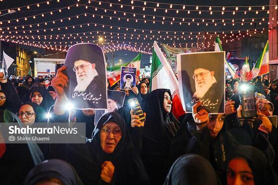 گزارش تصویری | حضور پرشور مردم مشهد در اجتماع خودجوش خونخواهی امام شهید امت ۲