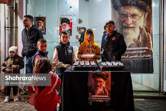 گزارش تصویری | حضور پرشور مردم مشهد در اجتماع خودجوش خونخواهی امام شهید امت ۲