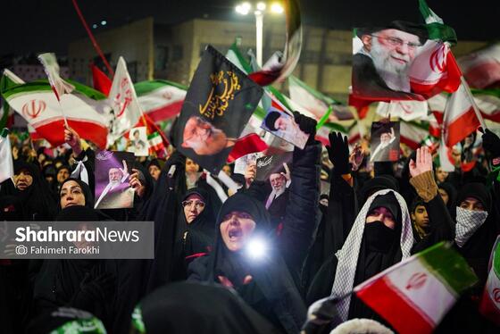 گزارش تصویری | حضور پرشور مردم مشهد در اجتماع خودجوش خونخواهی امام شهید امت ۳