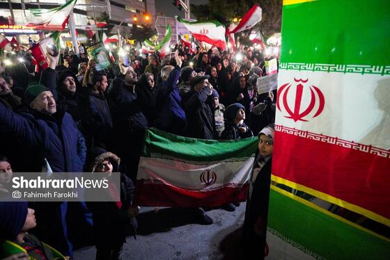 گزارش تصویری | حضور پرشور مردم مشهد در اجتماع خودجوش خونخواهی امام شهید امت ۳