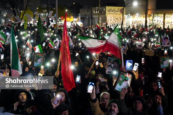 گزارش تصویری | حضور پرشور مردم مشهد در اجتماع خودجوش خونخواهی امام شهید امت ۳