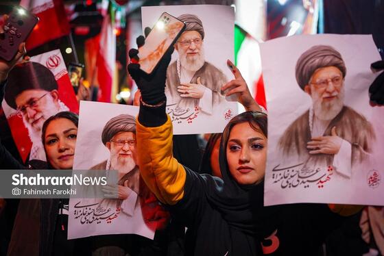 گزارش تصویری | حضور پرشور مردم مشهد در اجتماع خودجوش خونخواهی امام شهید امت ۳