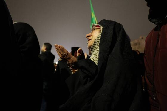 قاب‌های ماندگار مخاطبان شهرآرانیوز از خروش شبانه مردم در مشهد (۱۳ اسفند ۱۴۰۴)