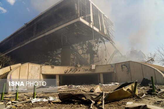 گزارش تصویری | تجاوز هوایی آمریکا و رژیم صهیونیستی به ورزشگاه ۱۲هزار نفری آزادی