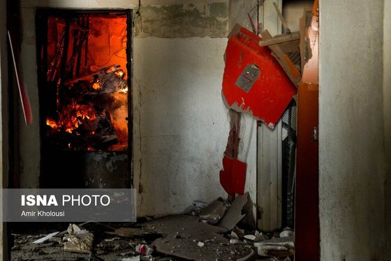 گزارش تصویری | تجاوز هوایی آمریکا و رژیم صهیونیستی به ورزشگاه ۱۲هزار نفری آزادی