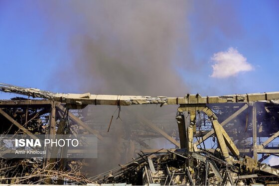 گزارش تصویری | تجاوز هوایی آمریکا و رژیم صهیونیستی به ورزشگاه ۱۲هزار نفری آزادی