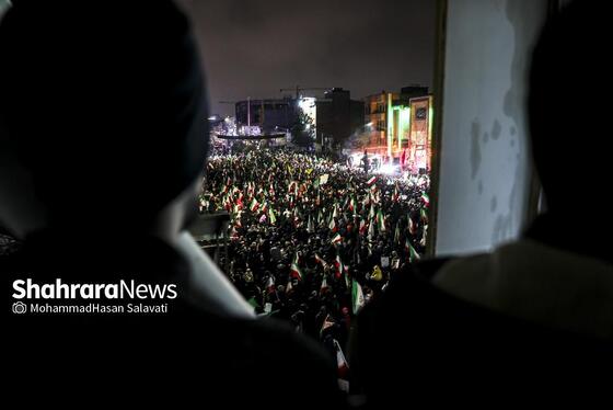 گزارش تصویری | اجتماع مردم مشهد در خونخواهی قائد امت در خیابان هاشمیه