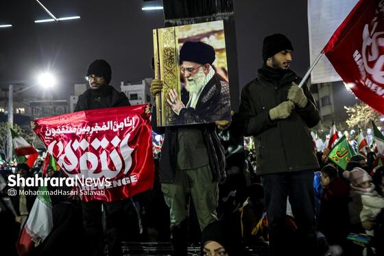 گزارش تصویری | اجتماع مردم مشهد در خونخواهی قائد امت در خیابان هاشمیه