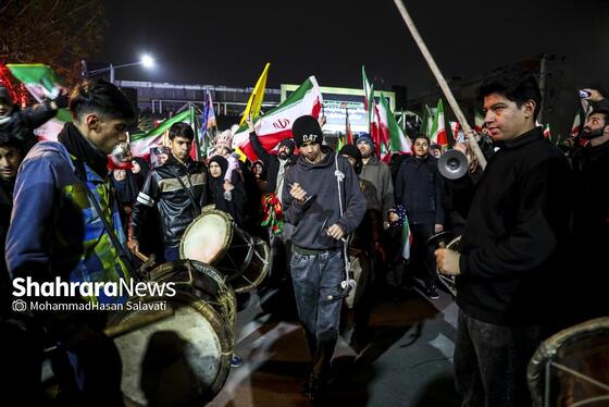 گزارش تصویری | اجتماع مردم مشهد در خونخواهی قائد امت در خیابان هاشمیه