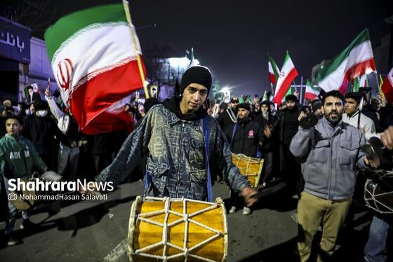 گزارش تصویری | اجتماع مردم مشهد در خونخواهی قائد امت در خیابان هاشمیه