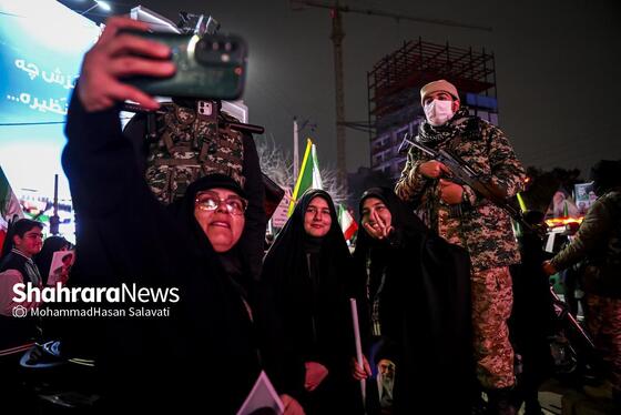 گزارش تصویری | اجتماع مردم مشهد در خونخواهی قائد امت در خیابان هاشمیه