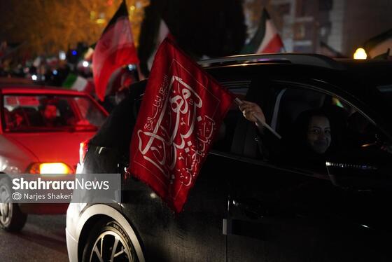 گزارش تصویری | حضور پرشور مردم مشهد در اجتماع خودجوش خونخواهی امام شهید امت در بلوار الهیه و میدان ولیعصر