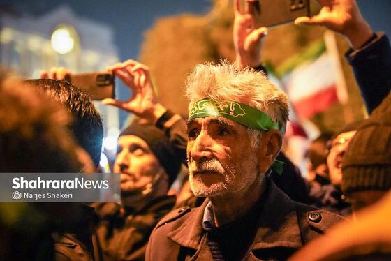 گزارش تصویری | حضور پرشور مردم مشهد در اجتماع خودجوش خونخواهی امام شهید امت در بلوار الهیه و میدان ولیعصر