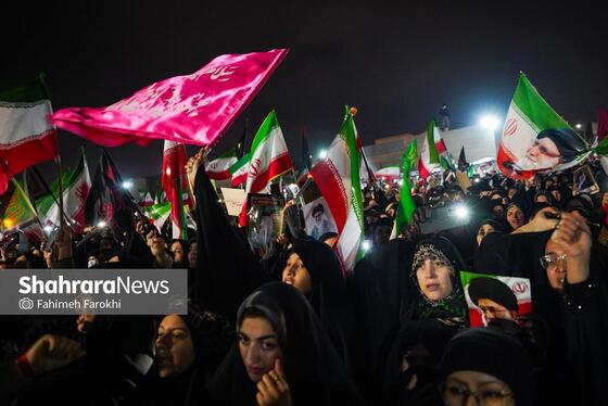گزارش تصویری | خونخواهی رهبر شهید در میدان فجر مشهد