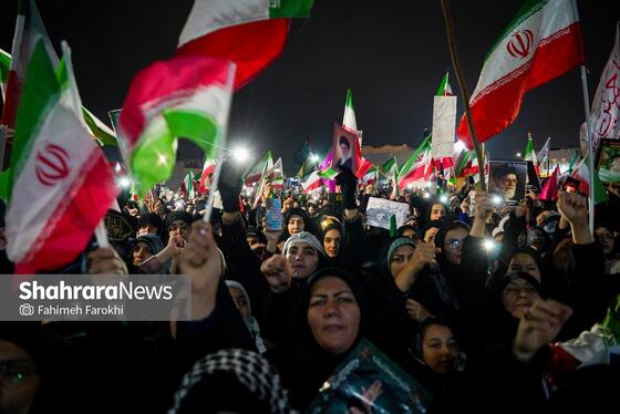 گزارش تصویری | خونخواهی رهبر شهید در میدان فجر مشهد