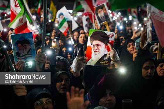گزارش تصویری | خونخواهی رهبر شهید در میدان فجر مشهد