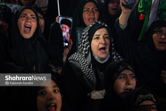 گزارش تصویری | خونخواهی رهبر شهید در میدان فجر مشهد