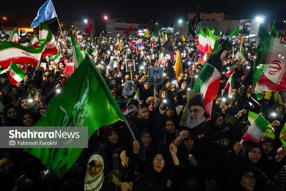 گزارش تصویری | خونخواهی رهبر شهید در میدان فجر مشهد