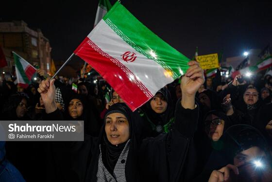 گزارش تصویری | خونخواهی رهبر شهید در میدان فجر مشهد