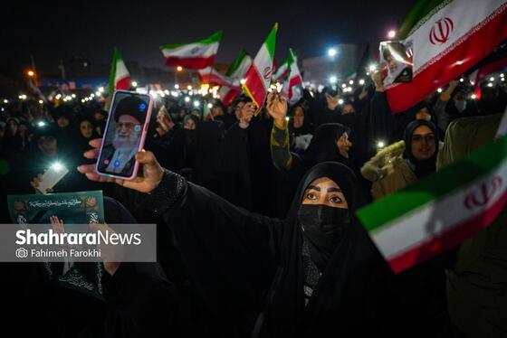 گزارش تصویری | خونخواهی رهبر شهید در میدان فجر مشهد