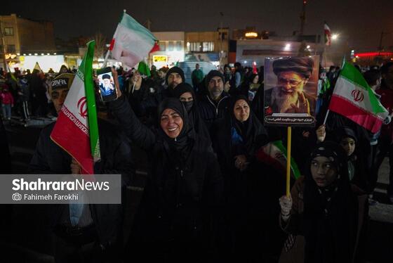 گزارش تصویری | خونخواهی رهبر شهید در میدان فجر مشهد