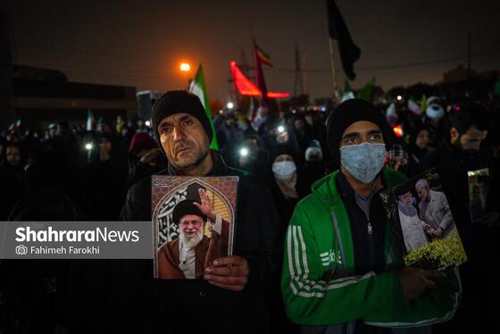 گزارش تصویری | خونخواهی رهبر شهید در میدان فجر مشهد