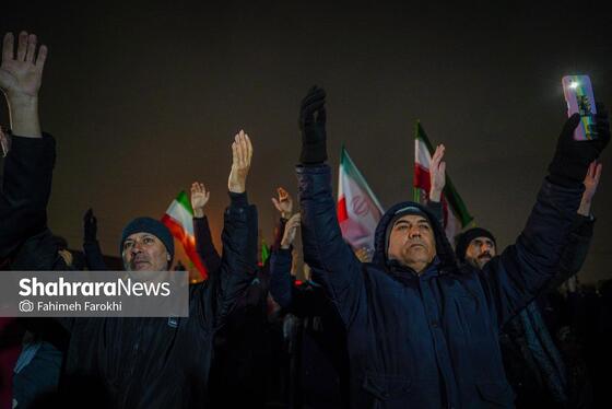 گزارش تصویری | خونخواهی رهبر شهید در میدان فجر مشهد