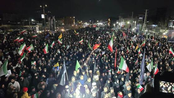 ایران این شب‌ها بیدار است | آخرین خبر‌ها از حضور میلیونی مردم در خیابان‌های ایران (۱۵ اسفند ۱۴۰۴) + فیلم و عکس