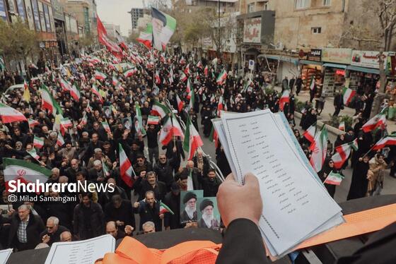 گزارش تصویری | خروش انقلابی نمازگزاران جمعه مشهد در محکومیت جنایات رژیم صهیونیستی و آمریکا