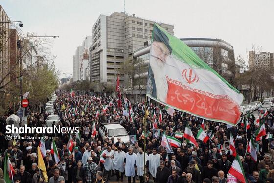 گزارش تصویری | خروش انقلابی نمازگزاران جمعه مشهد در محکومیت جنایات رژیم صهیونیستی و آمریکا