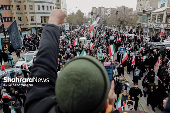گزارش تصویری | خروش انقلابی نمازگزاران جمعه مشهد در محکومیت جنایات رژیم صهیونیستی و آمریکا