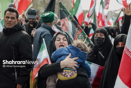 گزارش تصویری | خروش انقلابی نمازگزاران جمعه مشهد در محکومیت جنایات رژیم صهیونیستی و آمریکا