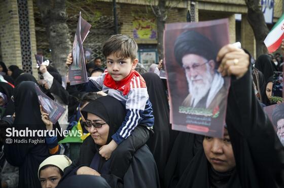 گزارش تصویری | اجتماع مهاجران افغانستانی در سوگ امام امت در محله گلشهر مشهد