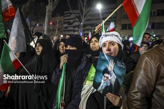 گزارش تصویری | حضور پرشور مردم مشهد در خون‌خواهی امام شهید و حمایت از نیرو‌های مسلح (۱۵ اسفند ۱۴۰۴)