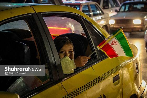 گزارش تصویری | رژه خودرویی مردم مشهد در ششمین شب از حضور پرشور در خیابان‌ها (۱)