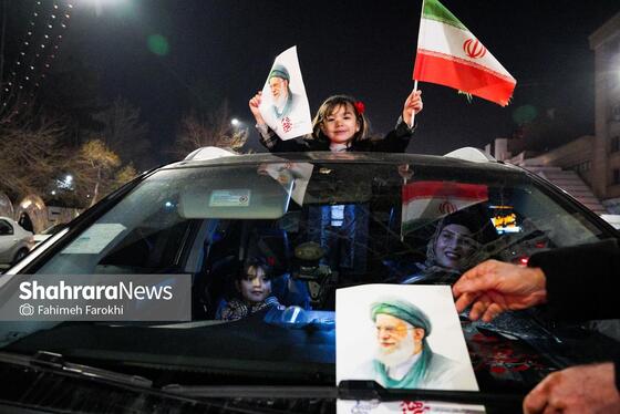 گزارش تصویری | رژه خودرویی مردم مشهد در ششمین شب از حضور پرشور در خیابان‌ها (۲)