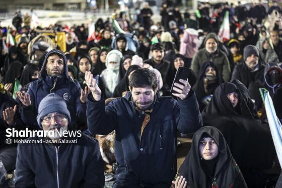 گزارش تصویری | مراسم احیای شب نوزدهم رمضان ۱۴۰۴ در خیابان‌های مشهد