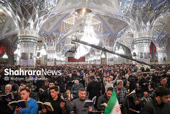 گزارش تصویری | مراسم احیای اولین شب قدر در حرم مطهر امام رضا (ع)