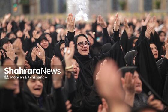 گزارش تصویری | مراسم احیای اولین شب قدر در حرم مطهر امام رضا (ع)