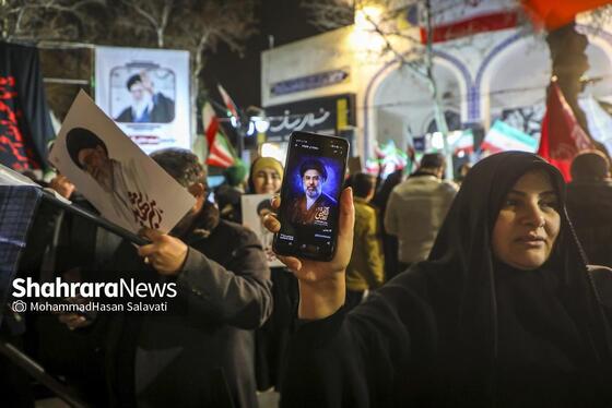 گزارش تصویری | واکنش مردم مشهد به خبر انتخاب آیت‌الله سیدمجتبی خامنه‌ای به عنوان سومین رهبر انقلاب اسلامی ایران
