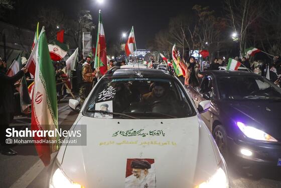 گزارش تصویری | واکنش مردم مشهد به خبر انتخاب آیت‌الله سیدمجتبی خامنه‌ای به عنوان سومین رهبر انقلاب اسلامی ایران