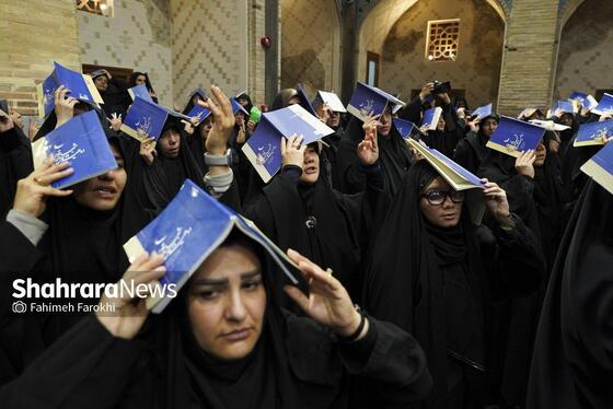 گزارش تصویری | مراسم احیا ویژه ناشنوایان در شب‌ نوزدهم ماه مبارک رمضان در حرم مطهر رضوی