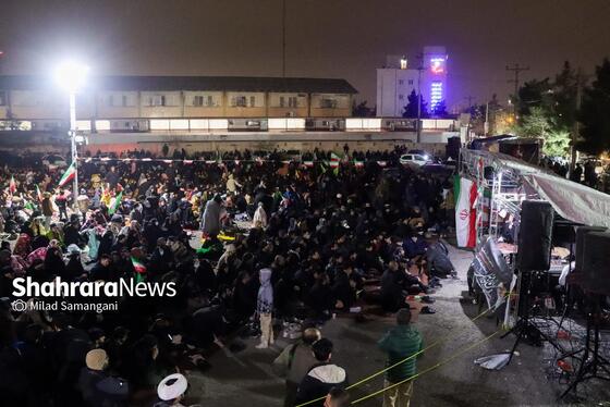 گزارش تصویری | مراسم احیای اولین شب قدر رمضان ۱۴۰۴ - چهارراه مخابرات مشهد