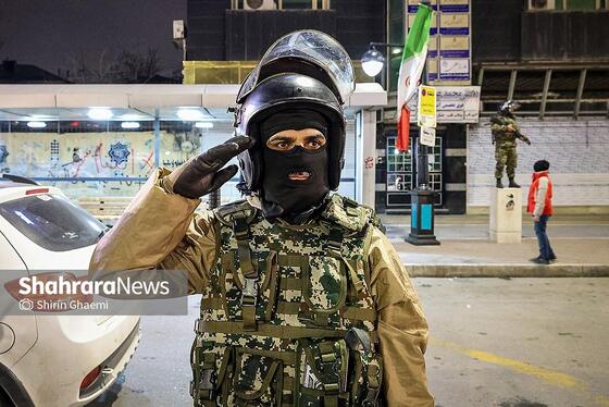 گزارش تصویری | واکنش مردم مشهد به خبر انتخاب آیت‌الله سیدمجتبی خامنه‌ای به عنوان سومین رهبر انقلاب اسلامی ایران - ۲