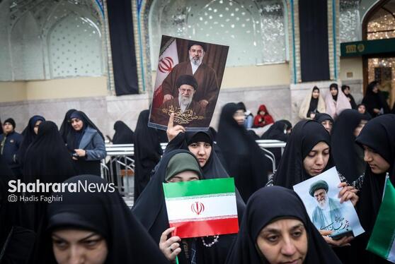 گزارش تصویری | بیعت مردم مشهد با رهبر معظم انقلاب اسلامی در حرم مطهر رضوی