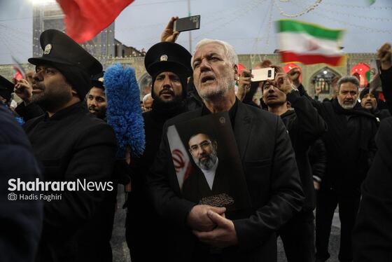 گزارش تصویری | بیعت مردم مشهد با رهبر معظم انقلاب اسلامی در حرم مطهر رضوی