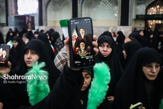 گزارش تصویری | بیعت مردم مشهد با رهبر معظم انقلاب اسلامی در حرم مطهر رضوی